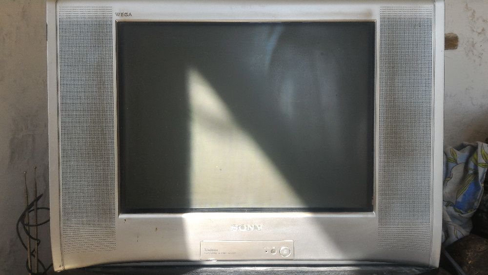 Телевизор SONY WEGA 21