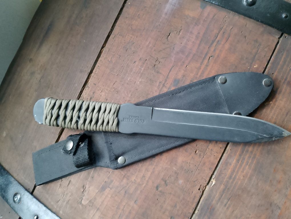 Sprzedam nóż survival