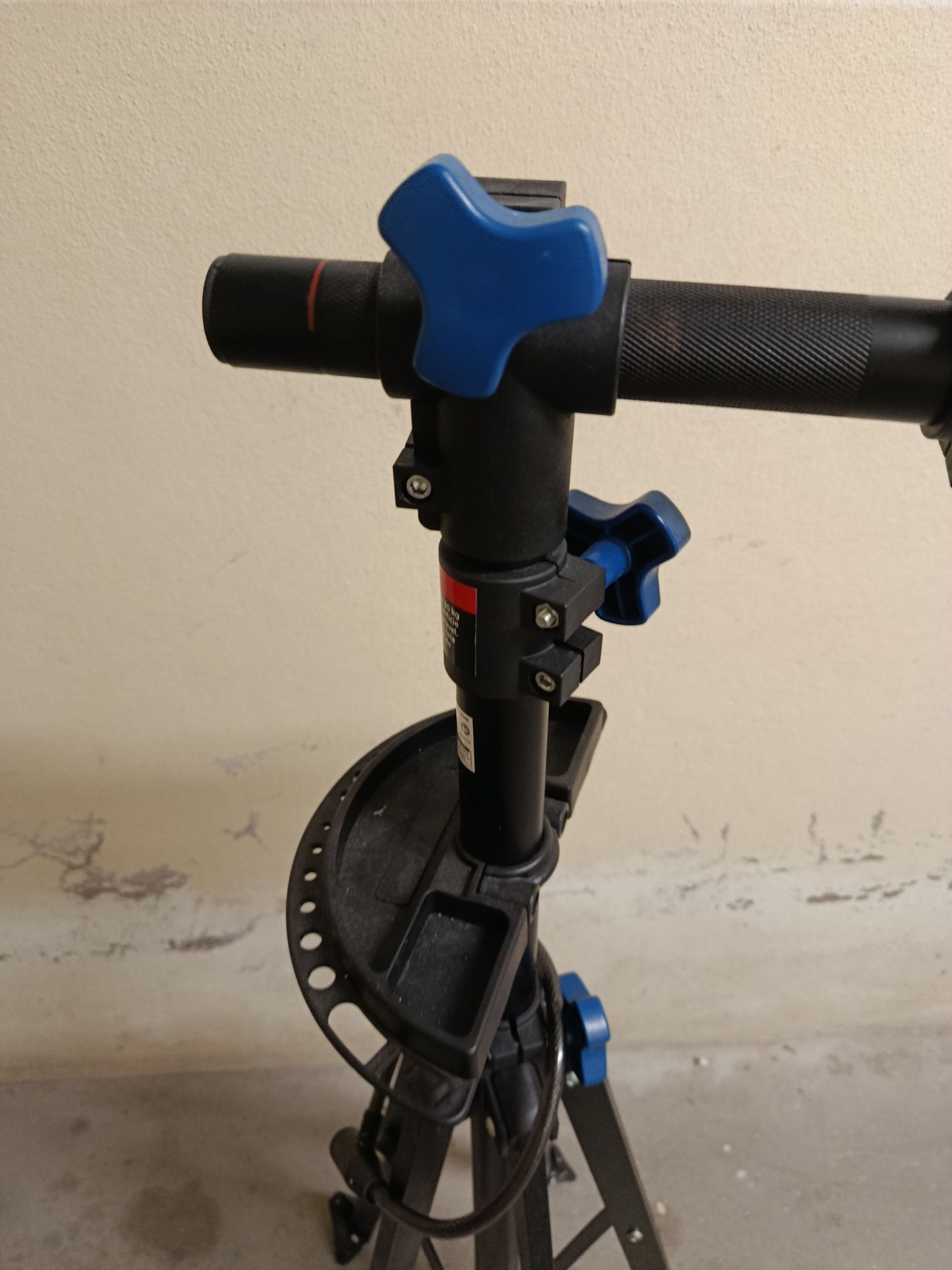 Suporte para bicicleta/ reparação