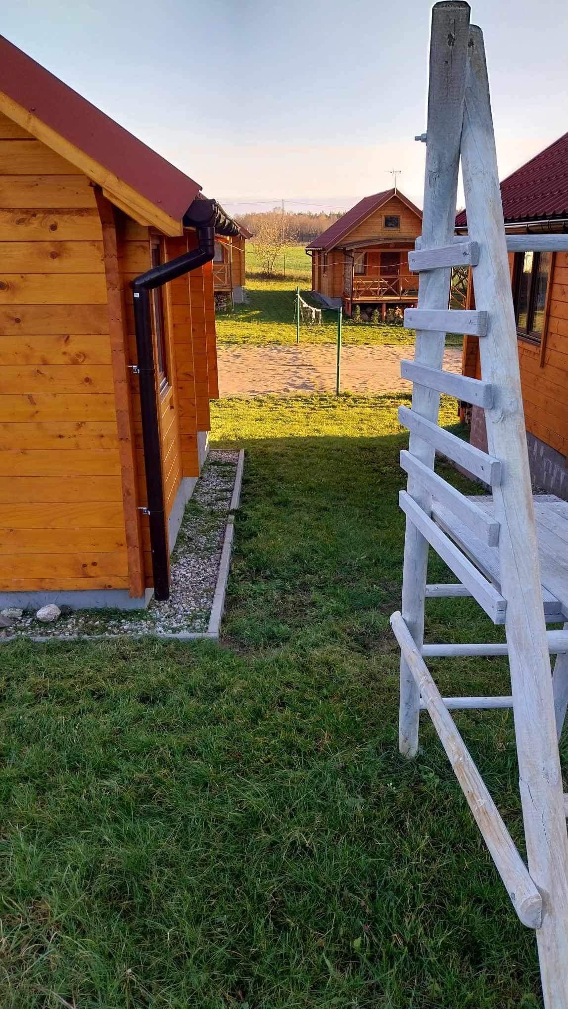 Mazury,nad jeziorem domki letniskowe, Mikolajki, Giżycko, Mrągowo