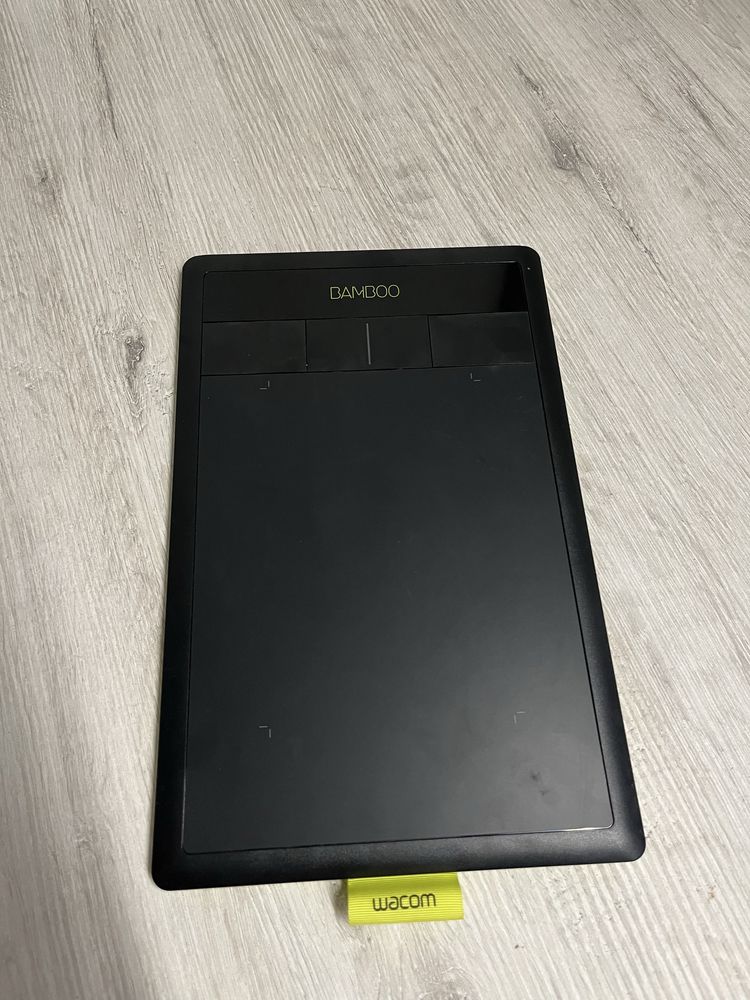 Графічний планшет Wacom Bamboo модель CTH-470