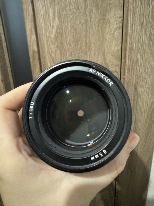 Нікон 85 1.8 d Nikon