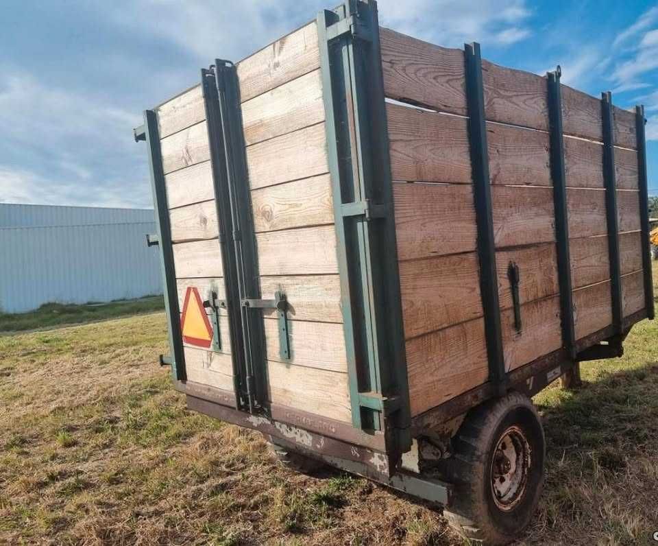 Reboque Agricola Tribasculante Herculano 5000 kg - Usado