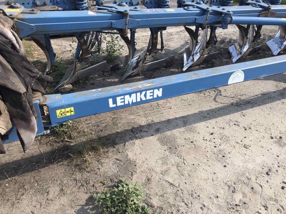 Плуг Lemken Diamant 10 7+1