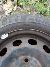 Opony zimowe 195/60R15 na felgach stalowych