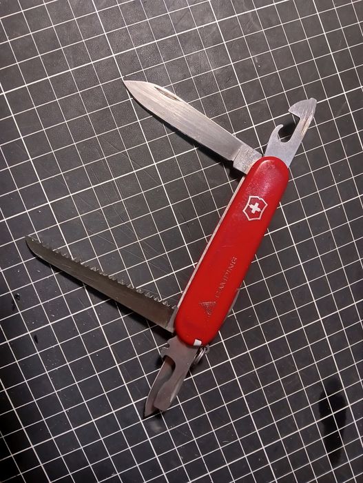 Victorinox camper