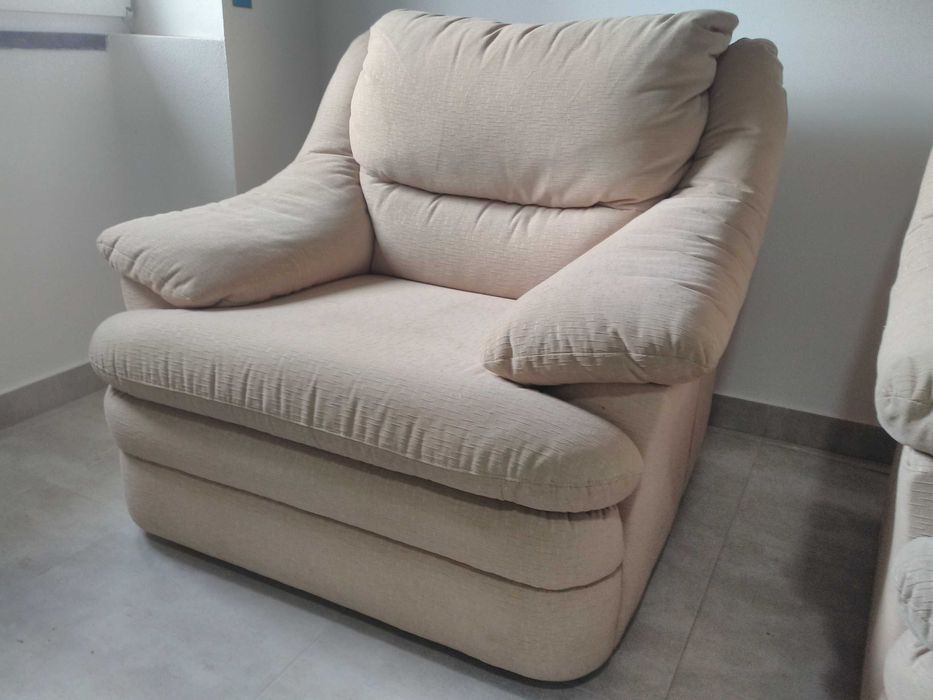 Sofas de sala oferecem muito conforto