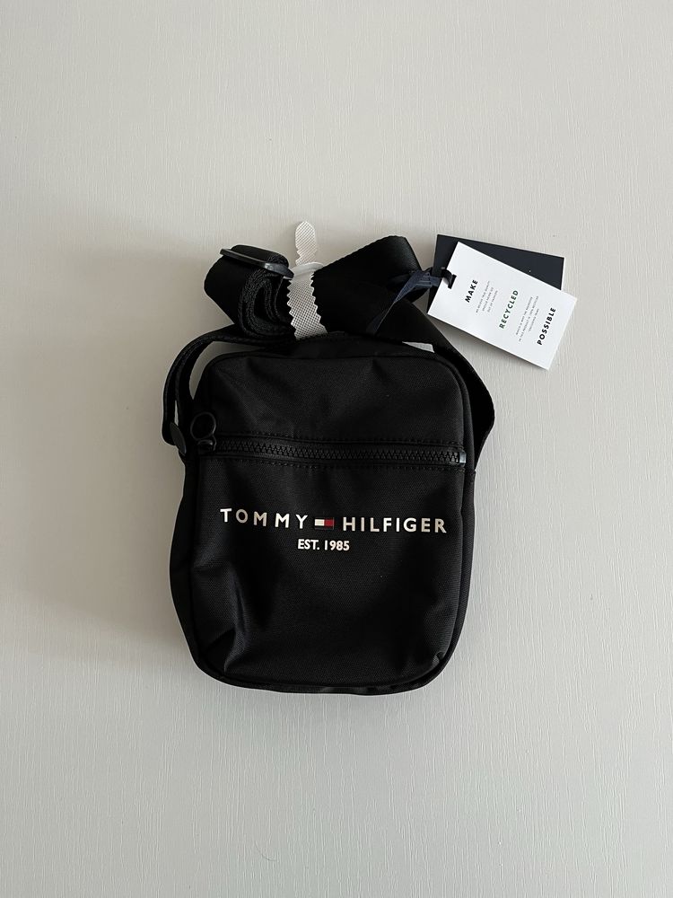 Torebka przez ramię - Tommy Hilfiger