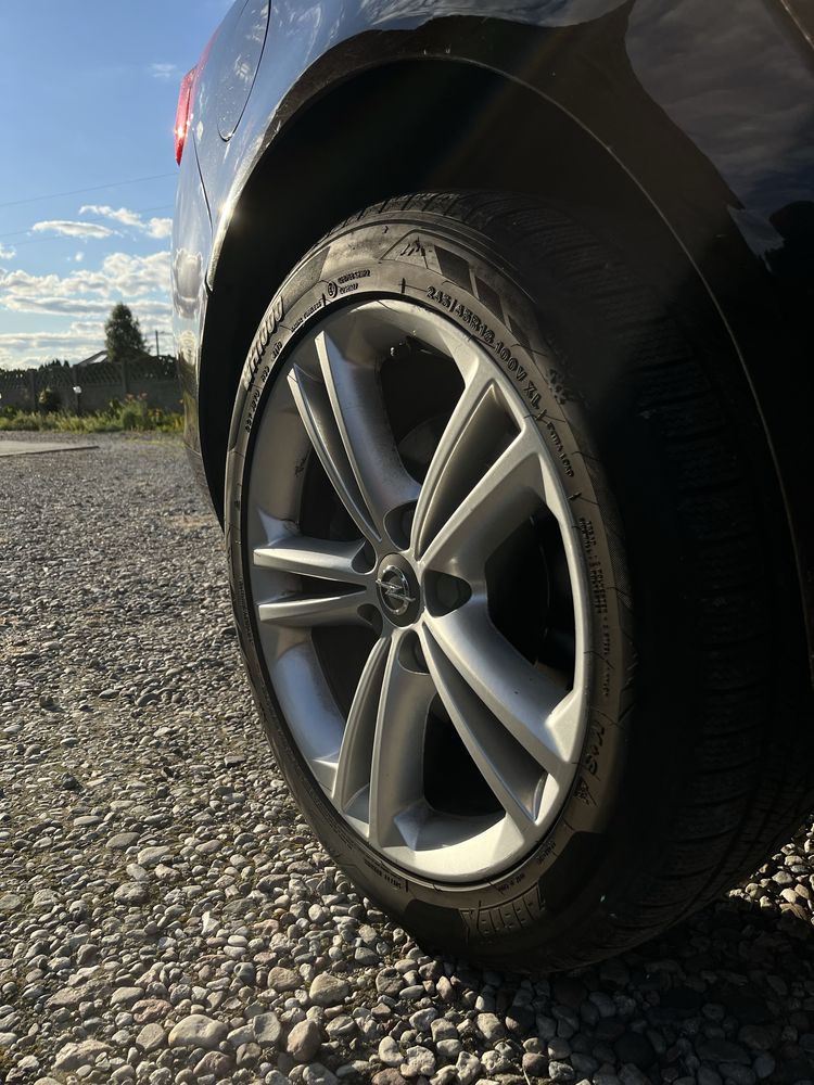 Opel Insignia 2.0 CDTI 163KM / 235 tys km / doinwestowany / OC 07.2026