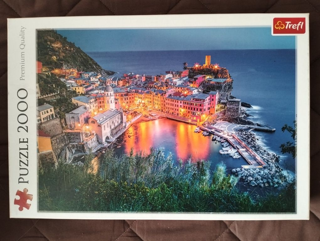 Puzzle Trefl 2000 Vernazza o zmroku