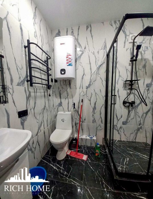 ЖК Метро Парк, Кам'янська 125б, низький поверх, є-відновлення!