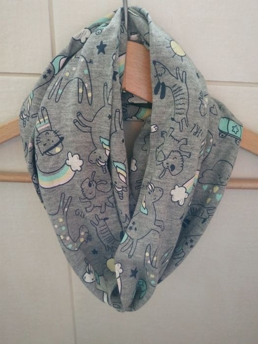 Komin szal dla dziewczynki