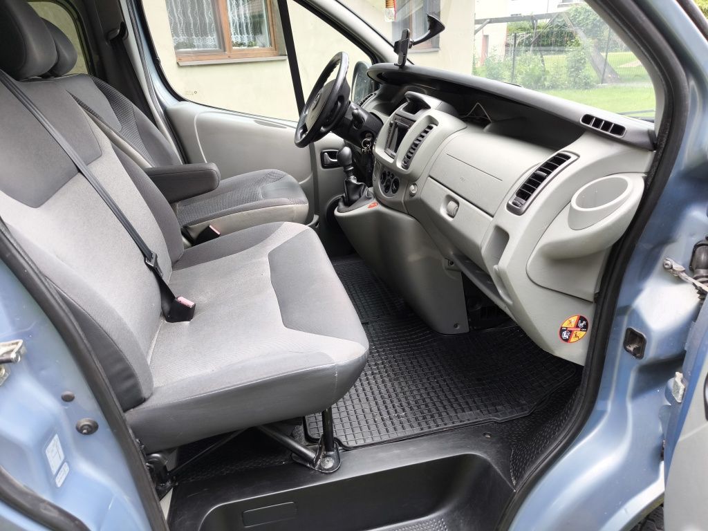 Opel Vivaro 2.0 CDTI 9 osobowy