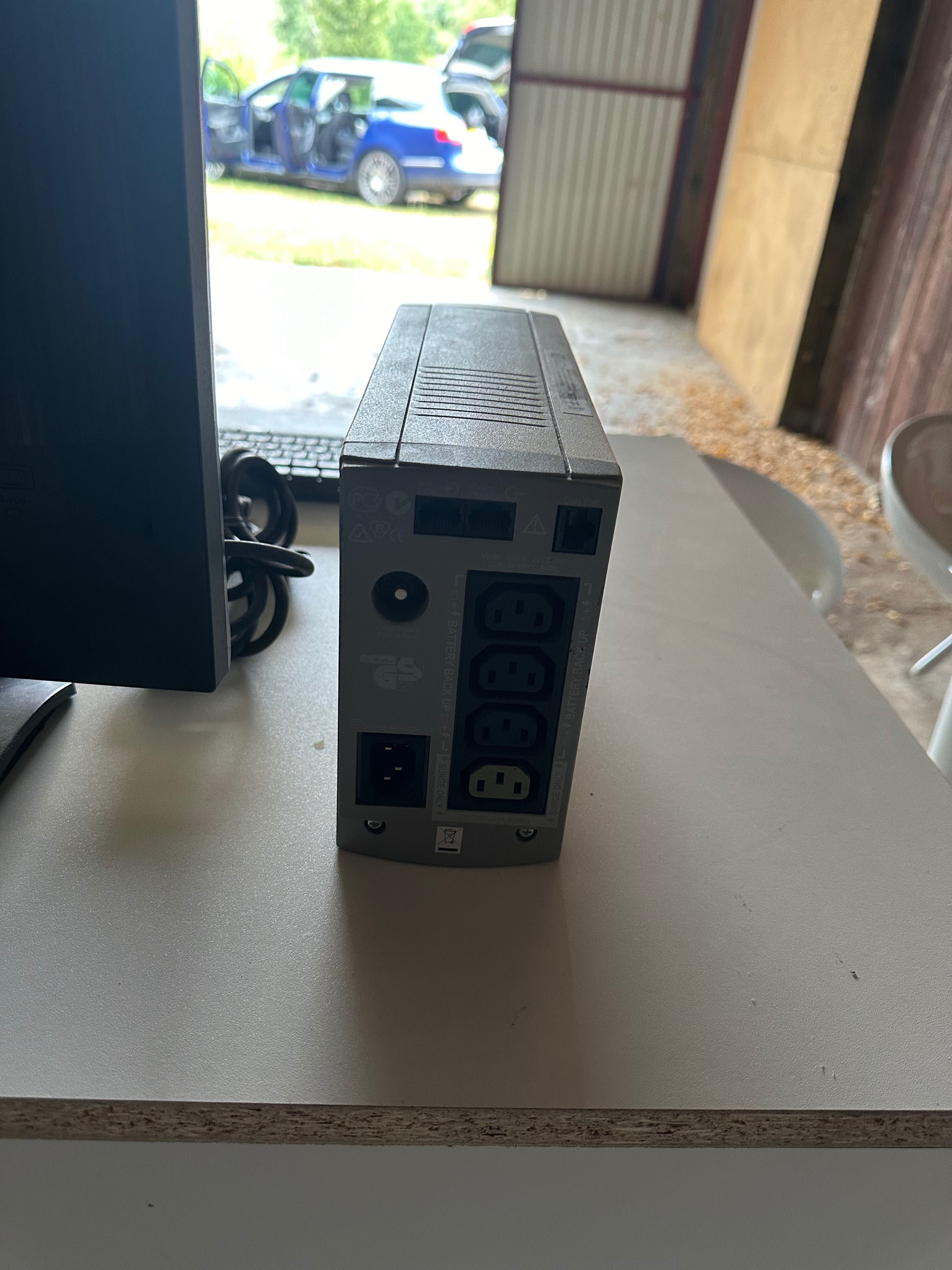 Komputer do biura sklepu zestaw monitor klawiatura mysz ups