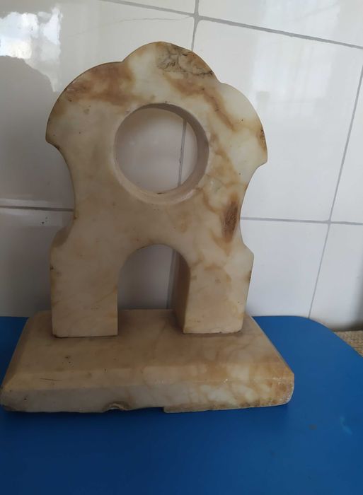 obudowa do zegara stojącego,kominkowego,alabaster,XIX/XX w.antyk