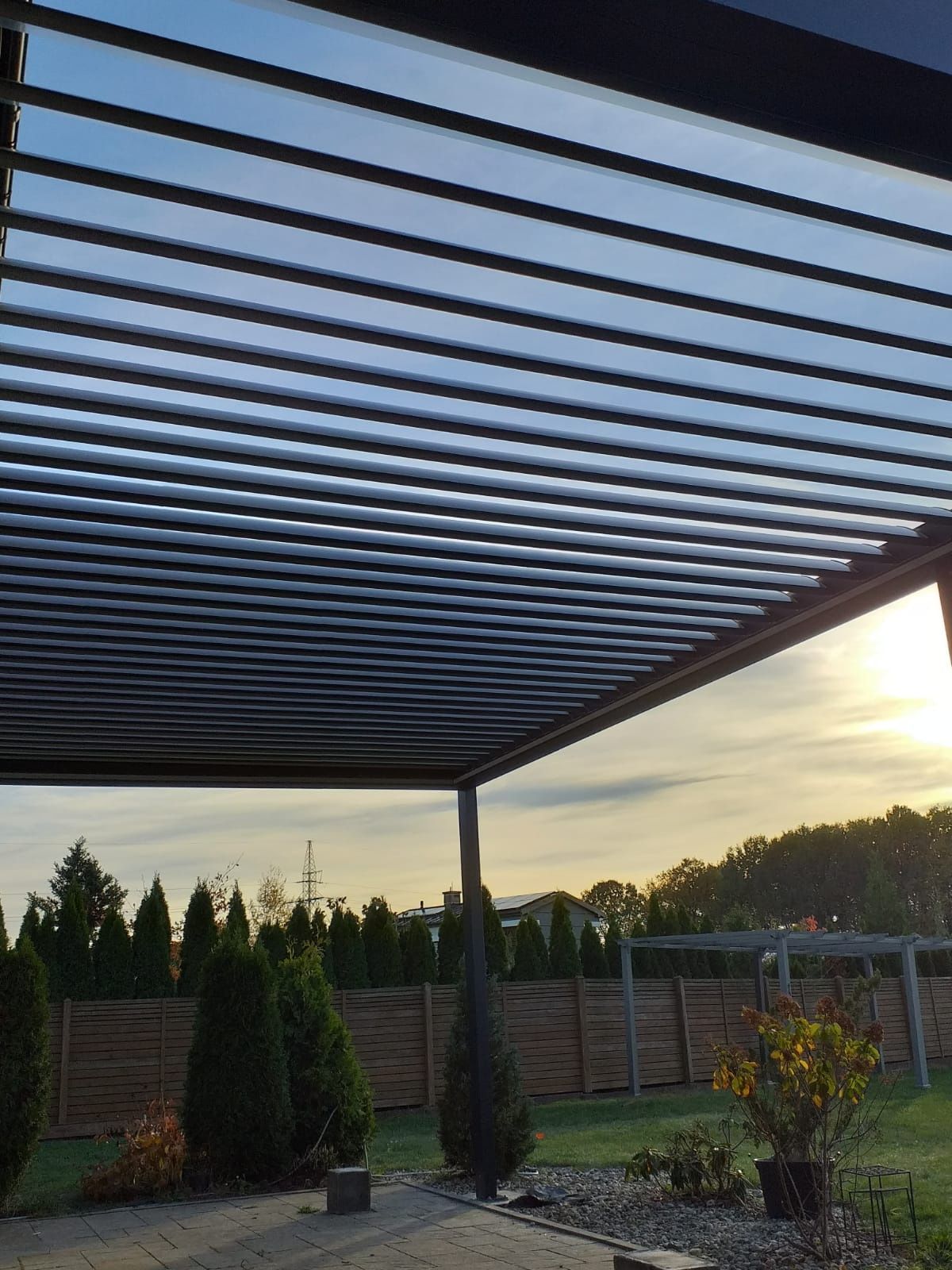 Pergola ogrodowa, nowoczesny design, elektryczna, bezpłatna wycena,