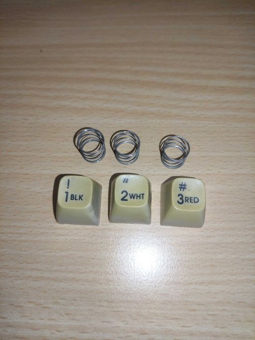 Klawiatura commodore c 64 klawisze