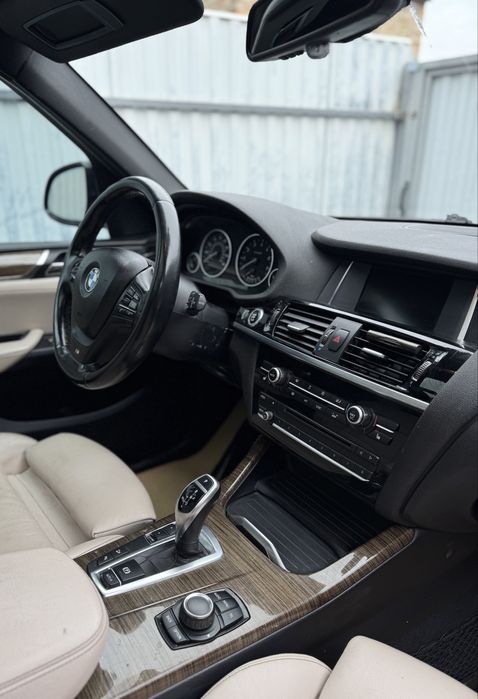 Продам BMW X3 2015 року