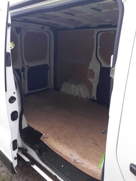 Продам Opel Vivaro 2016