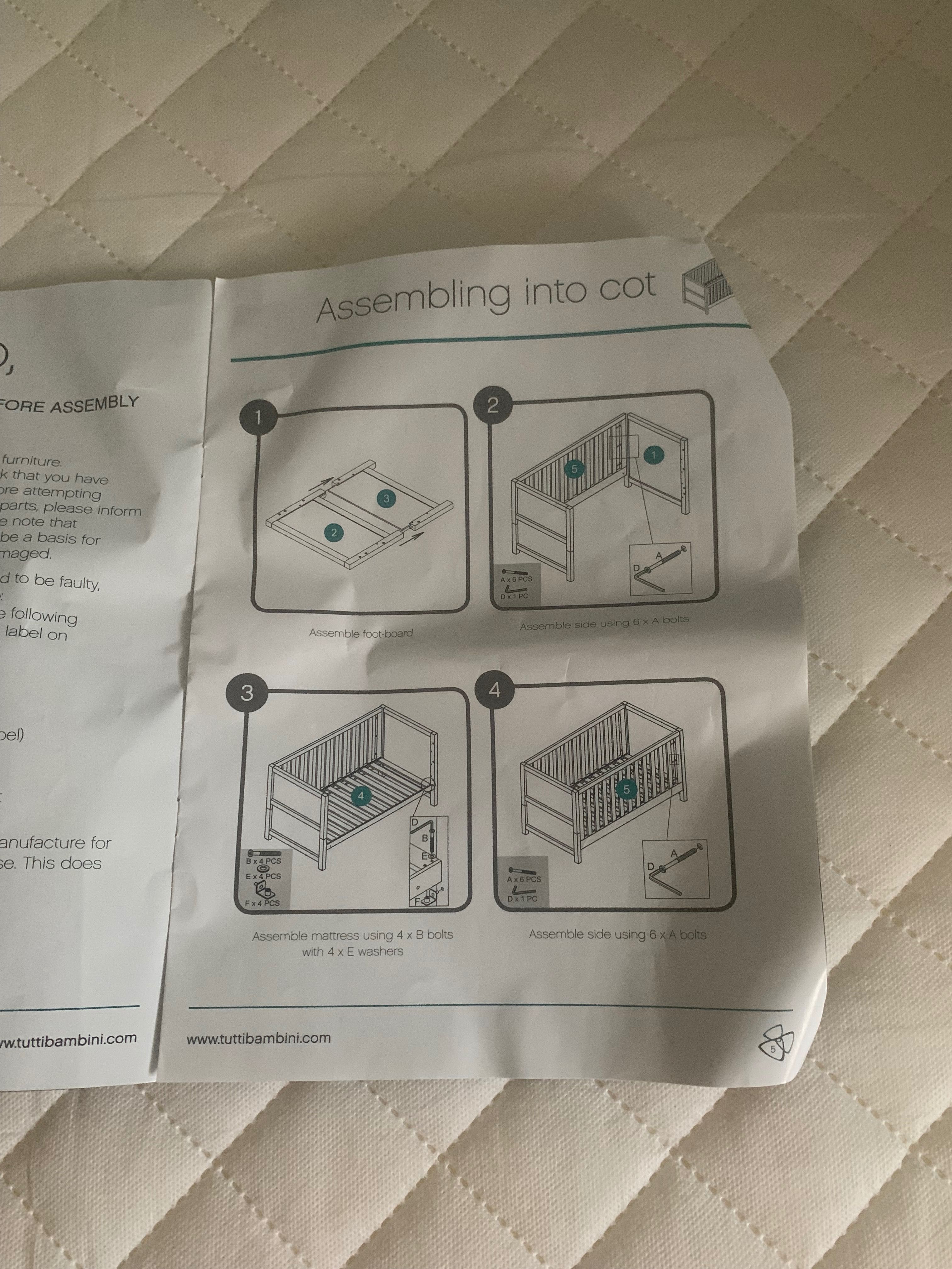 Quarto bebé/crianca 3 em 1 + comoda + roupeiro.