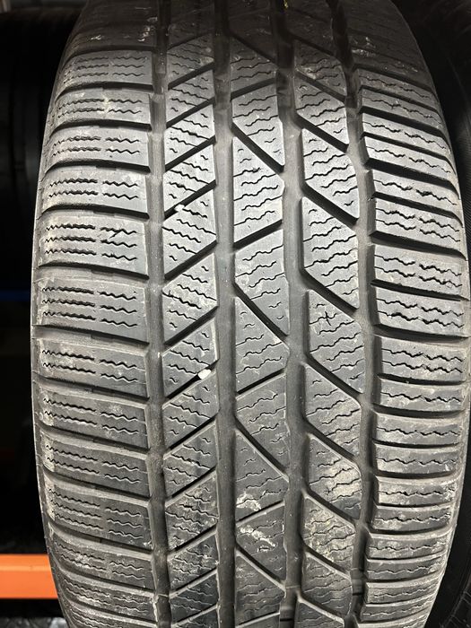 Шини,Резина,Пара,Зима 235/55/17 103V Continental CWC TS850P