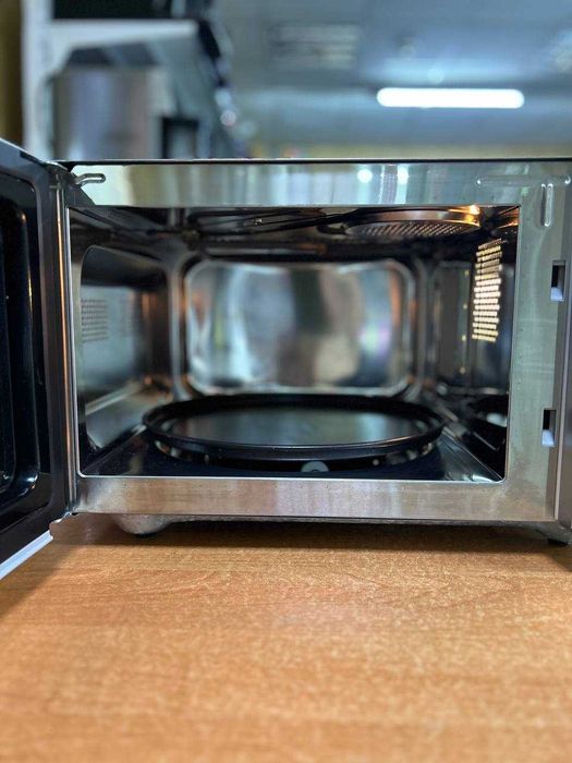 СВЧ SilverCrest
mod. SMW 900 EDS B5  з Німечинни Б\В