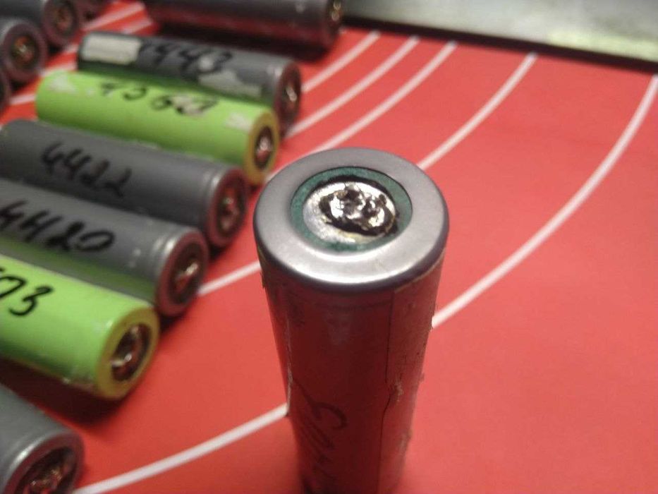 21700 Тесла Tesla Аккумулятор 12.5-15 mOm з наварками лужені.