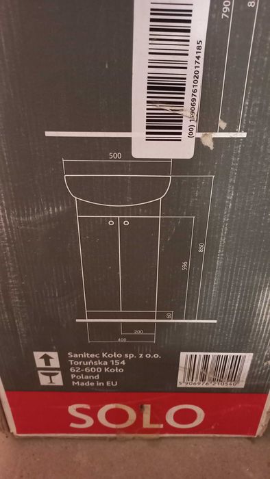 Sprzedam umywalkę z szafką łazienkową.