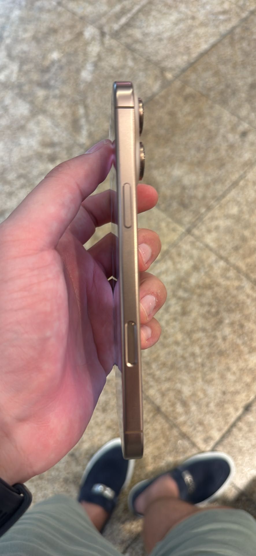 iPhone 16 Pro max 512GB Gold titanium