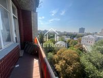 Затишна продаж 2-к квартири Михаила Грушевского 34а