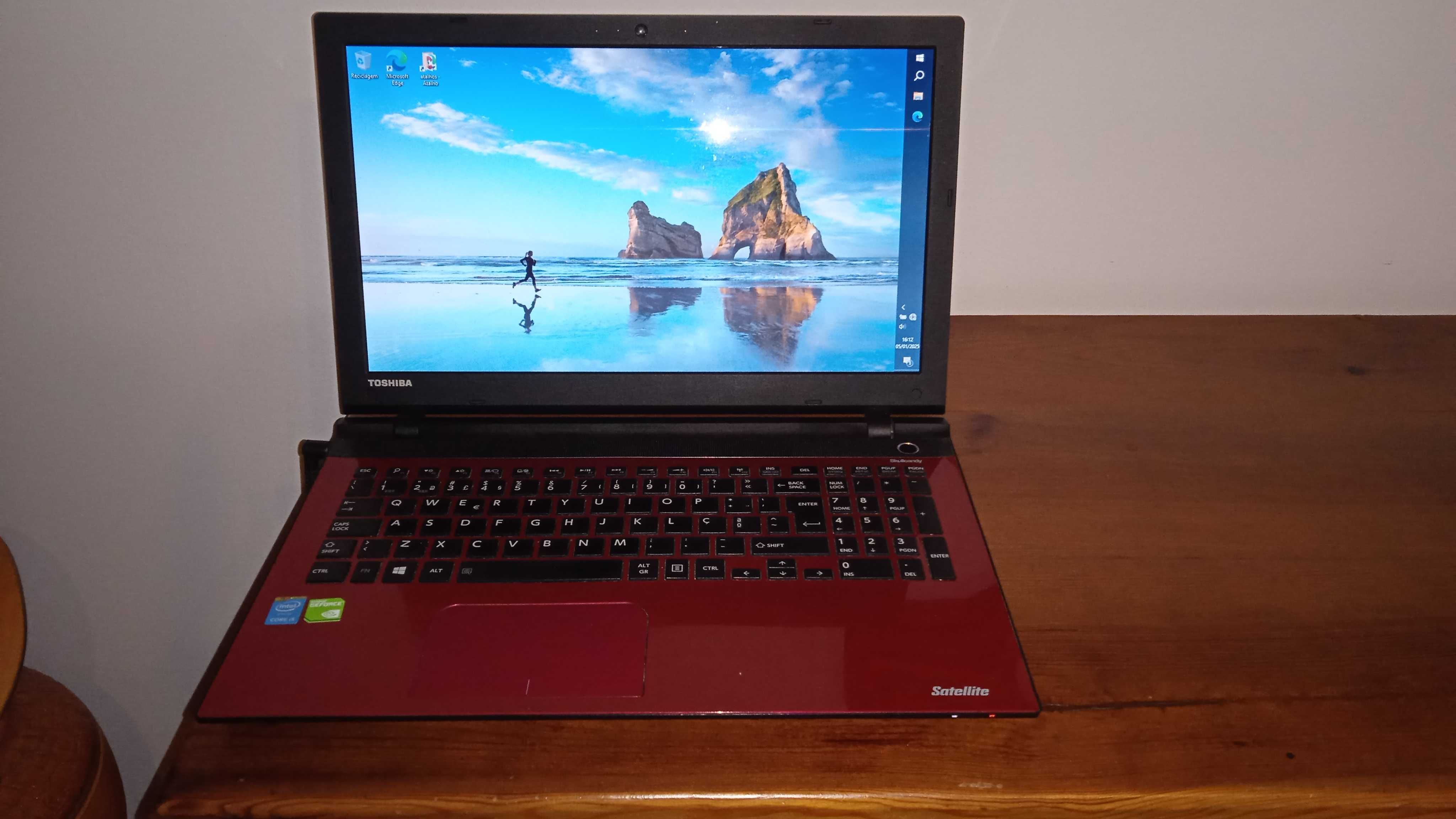 Portátil Toshiba satellite L50-c x64