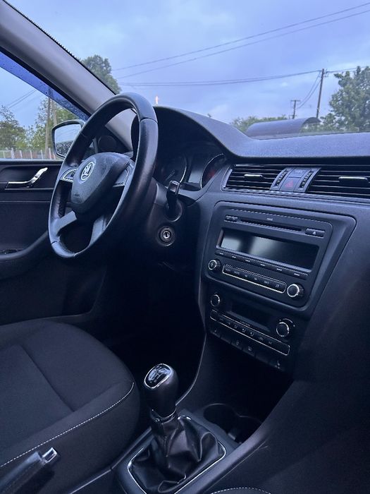Продам авто Skoda Rapid 2013 року випуску