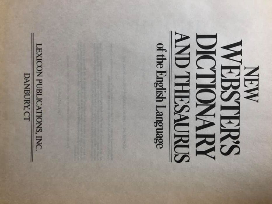 New Websters Dictionary & Thesaurus, английский словарь