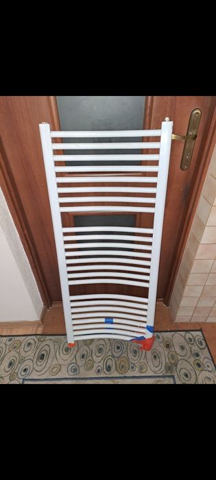 Grzejnik łazienkowy drabinkowy wys: 120cm. Szer: 50cm. Biały