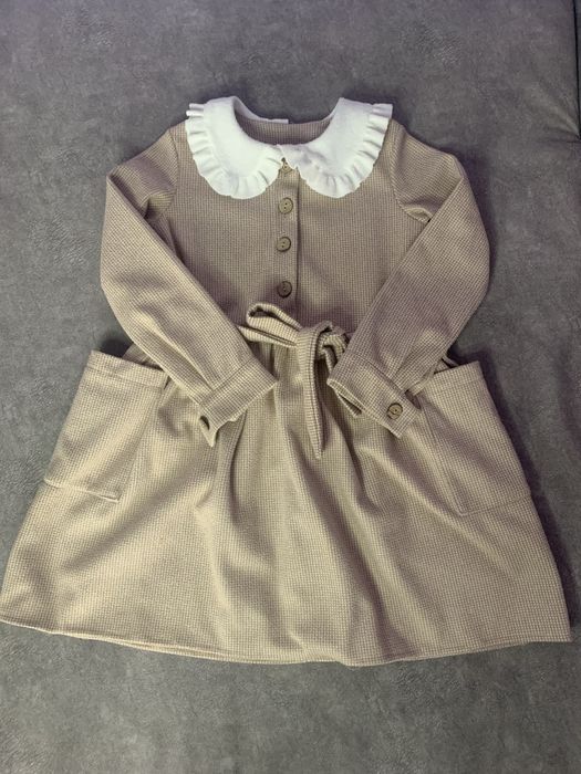 Сукня для дівчинки