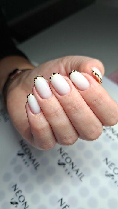 Manicure hybrydowy, przedłużanie paznokci (z możliwością dojazdu)