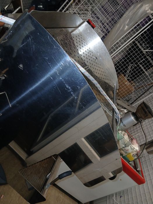 Продам срочно професійну кавомашину