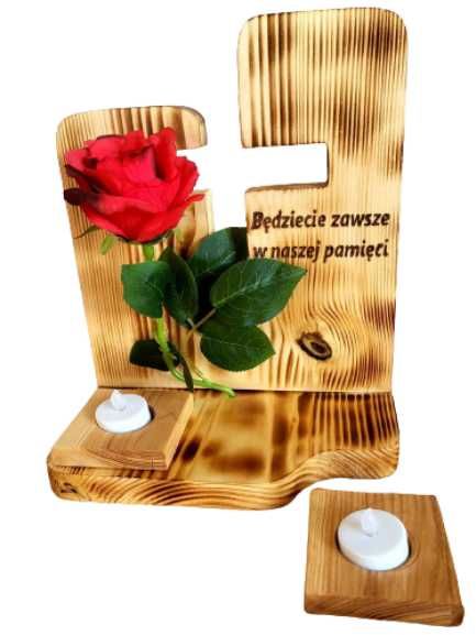 kompozycje nagrobne stroiki z drewna z różą i lampkami stroik na grób