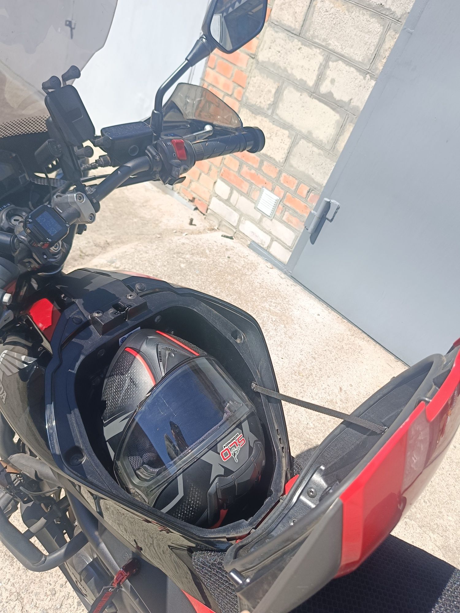 HONDA NC750SD 2016 на роботе

коробкой "робот"