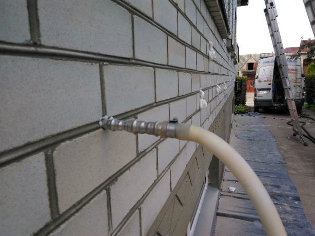 Утеплення Піноізолом Задувка стін рідким пінопластом