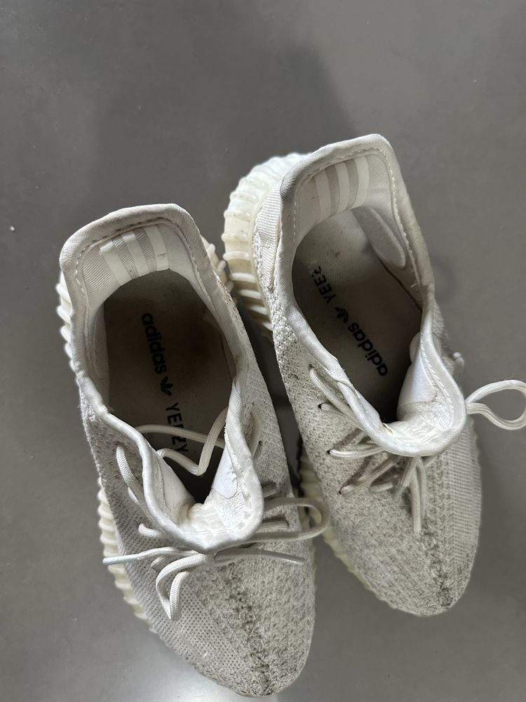 Adidasy yzzy 38