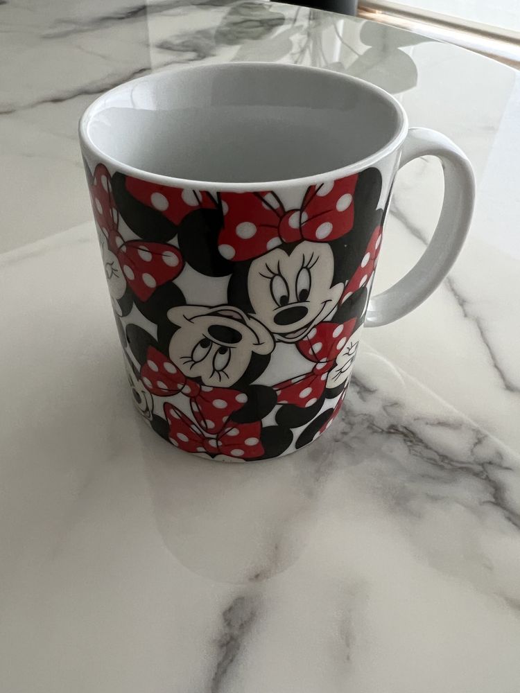 Caneca Minnie Disney