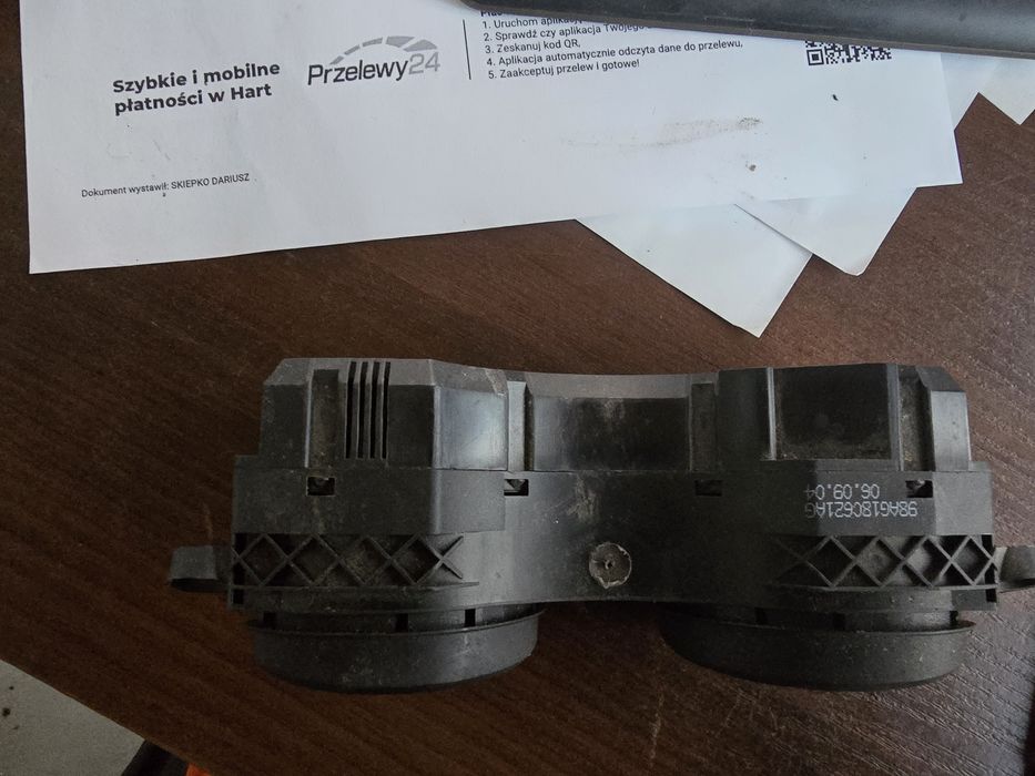 Przełącznik podgrzewania  szyby ford Focus