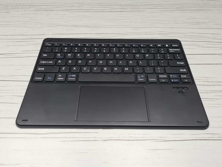 Samsung Galaxy Tab S4 z etui + gratis zewn. klawiatura z touchpad'em