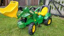 Traktorek John Deere dla dzieci na pedały, dwa biegi (ślimak-żółw)
