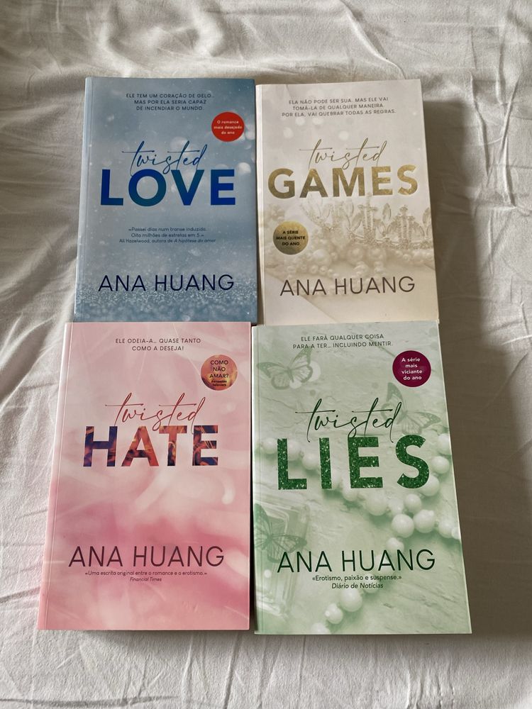4 livros Serie Twisted - Ana Huang