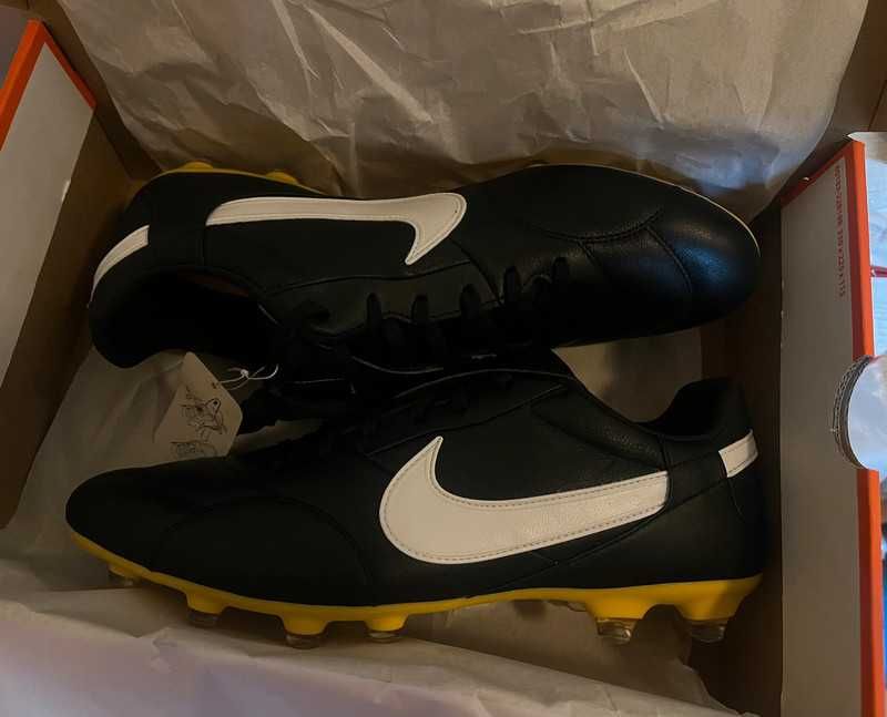 Profesjonalne buty piłkarskie korki Nike Premier 3 III FG