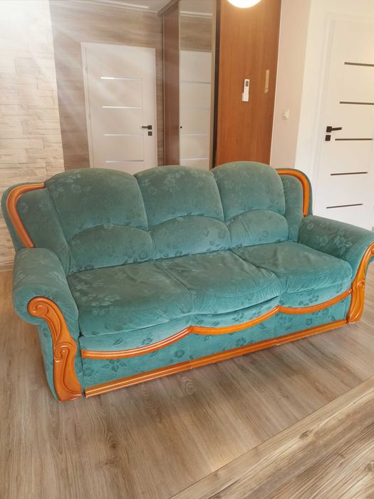 Sprzedam sofę z fotelami