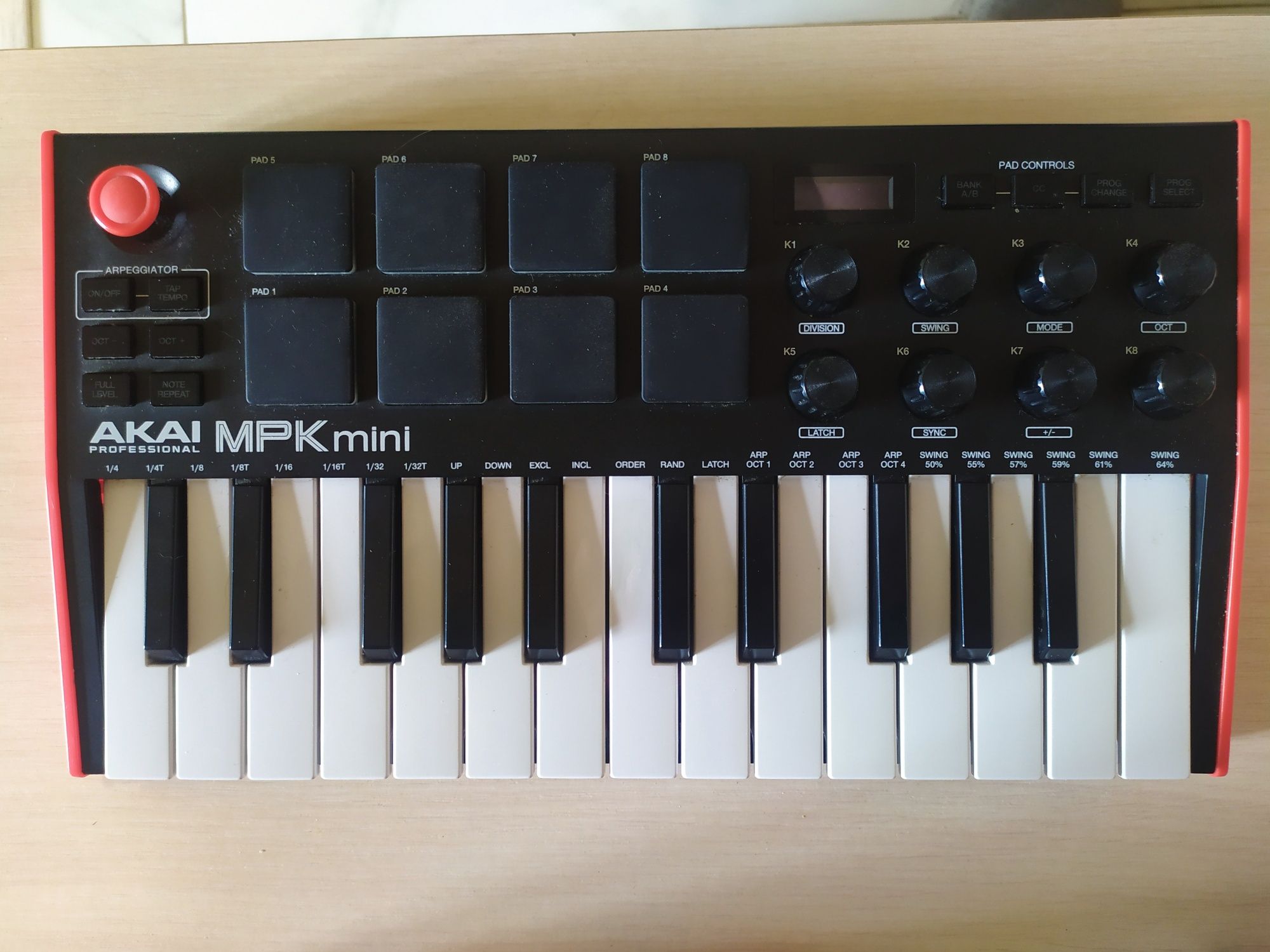 Midi клавіатура Akai mpk mini mk3