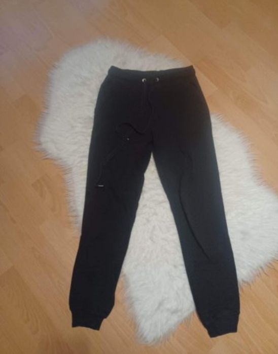 Dresy czarne spodnie dresowe joggery 34/XS